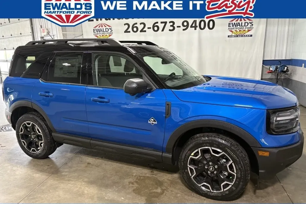 2025 Ford Bronco Sport Outer Banks photo 1