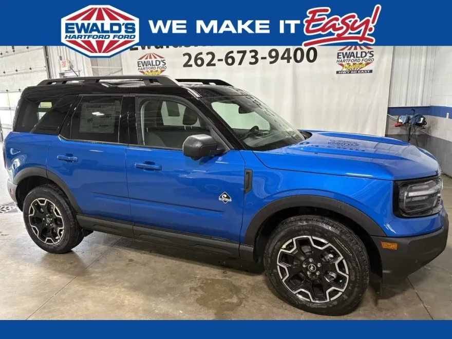 2025 Ford Bronco Sport Outer Banks photo 1