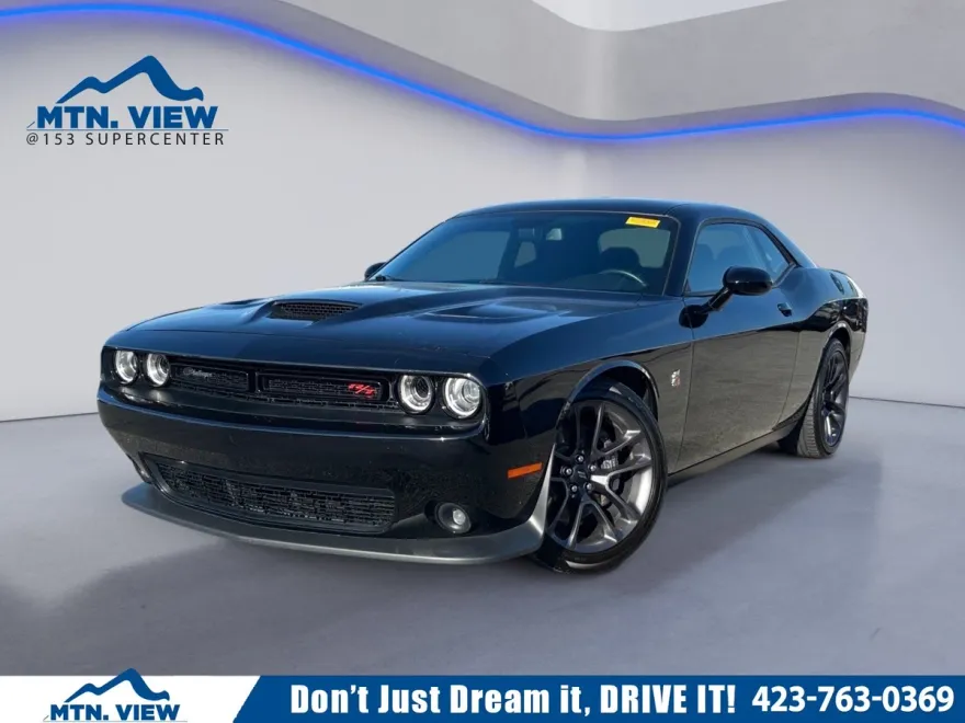 2023 Dodge Challenger R/T Scat Pack photo 1