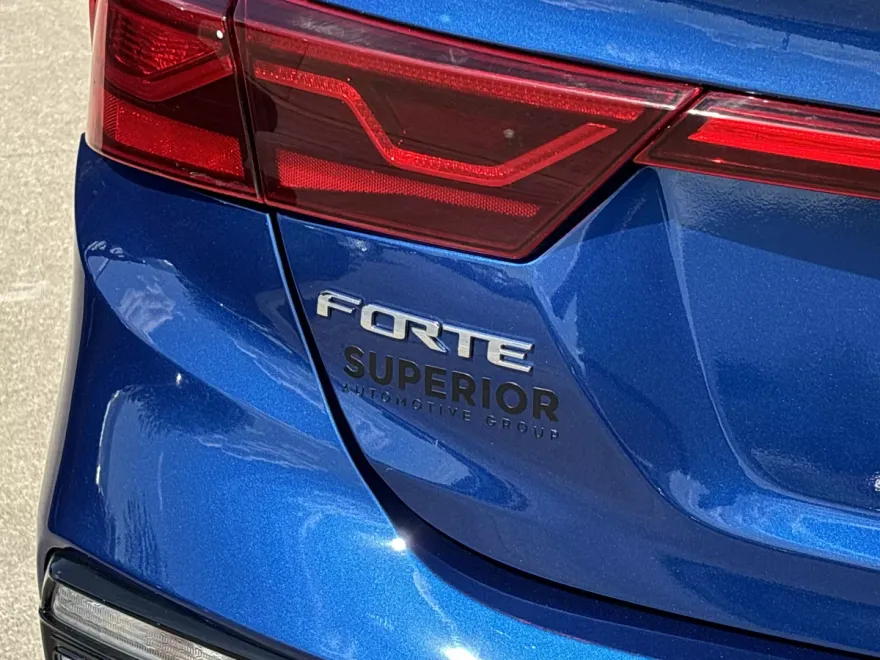 2021 Kia Forte GT photo 1