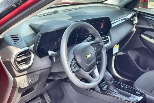 2026 Chevrolet Trailblazer LT photo 1