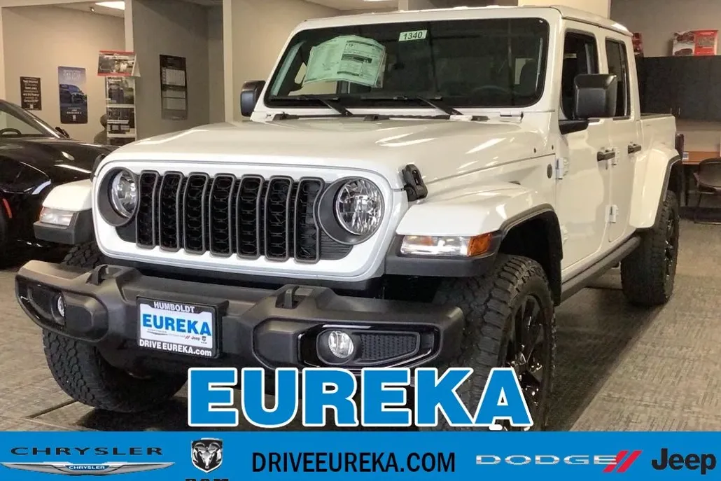 2025 Jeep Gladiator Sport photo 1