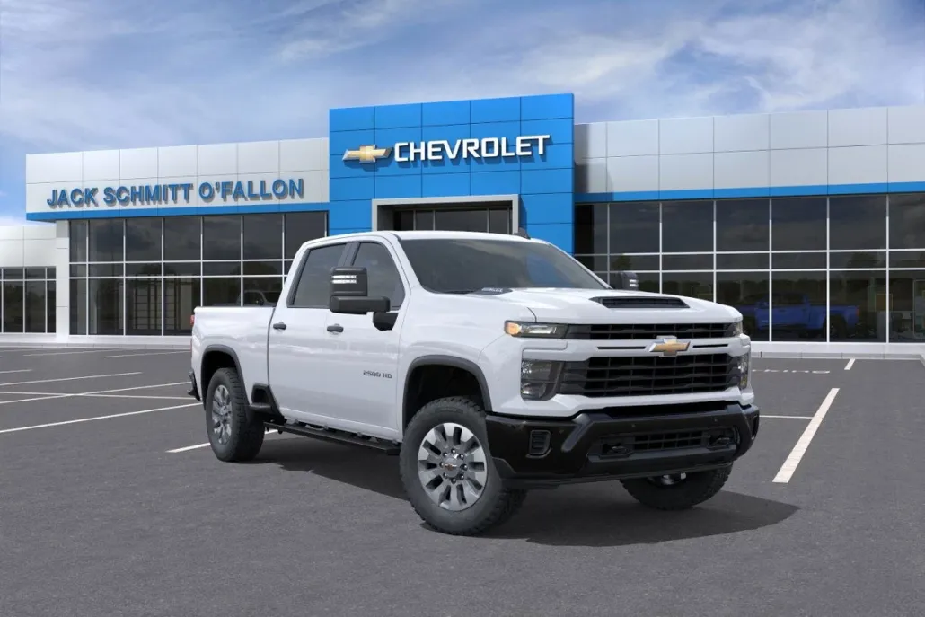 2025 Chevrolet Silverado 2500HD Custom photo 1