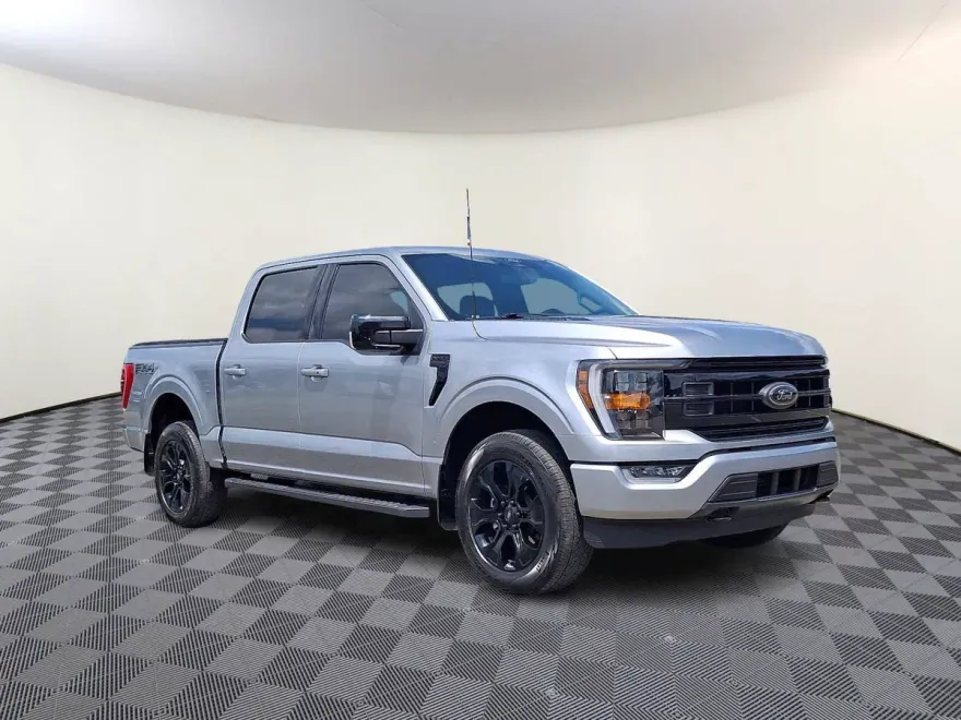 2022 Ford F-150 XLT photo 1