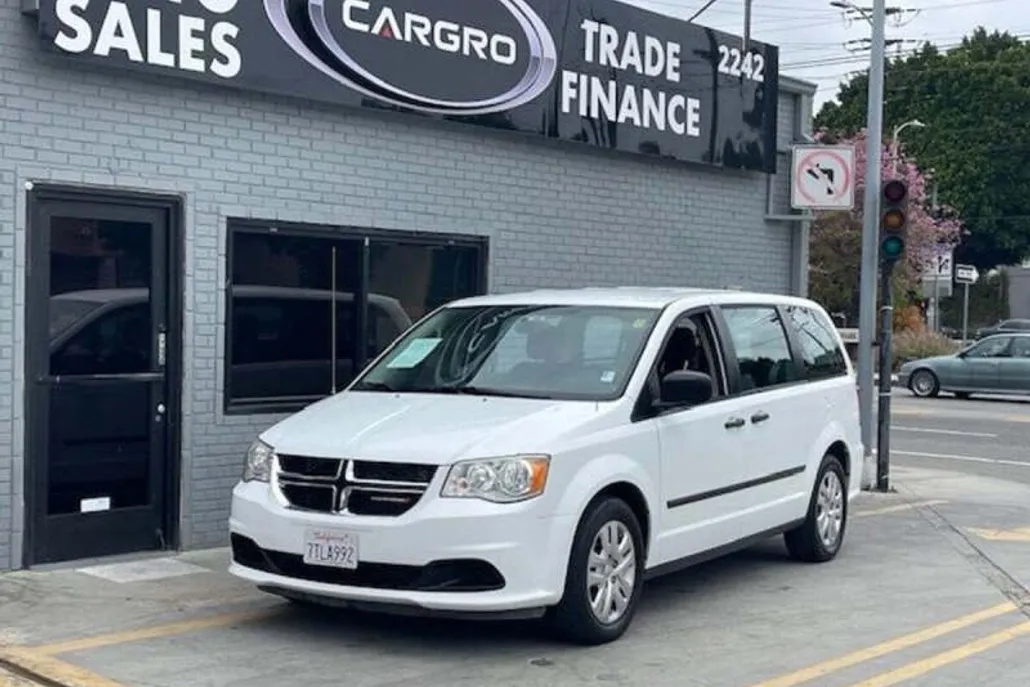 2016 Dodge Grand Caravan Value Package photo 1