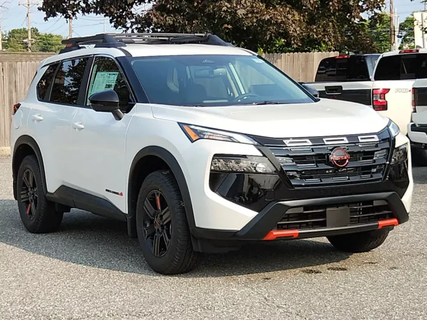 2026 Nissan Rogue SV photo 1
