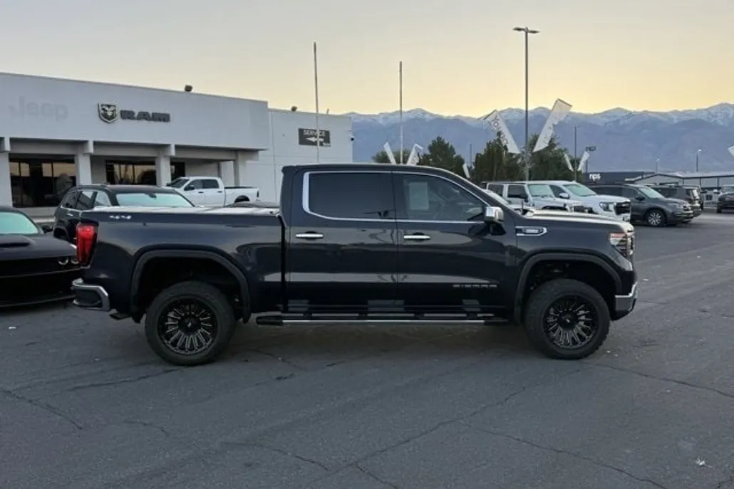 2022 Gmc Sierra 1500 SLT photo 1