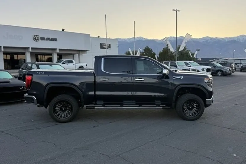 2022 Gmc Sierra 1500 SLT photo 1