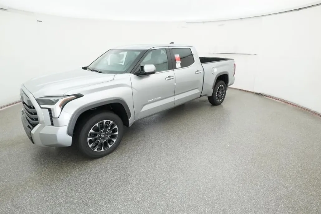 2025 Toyota Tundra Limited photo 1