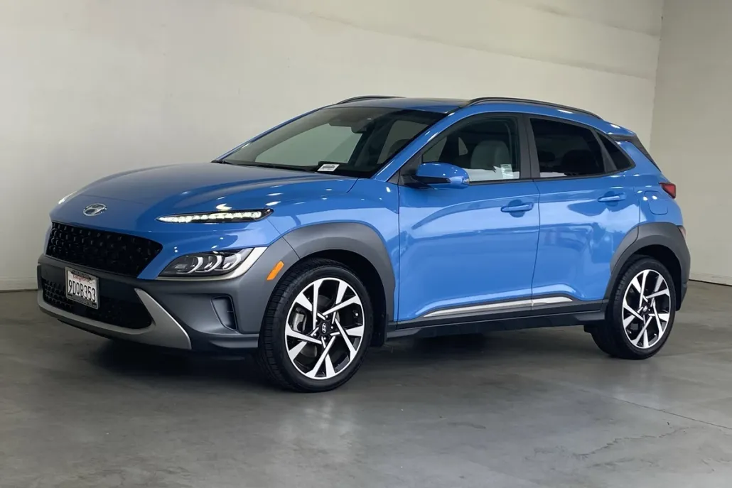 2023 Hyundai Kona Limited photo 1