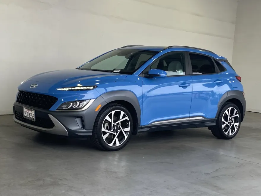 2023 Hyundai Kona Limited photo 1
