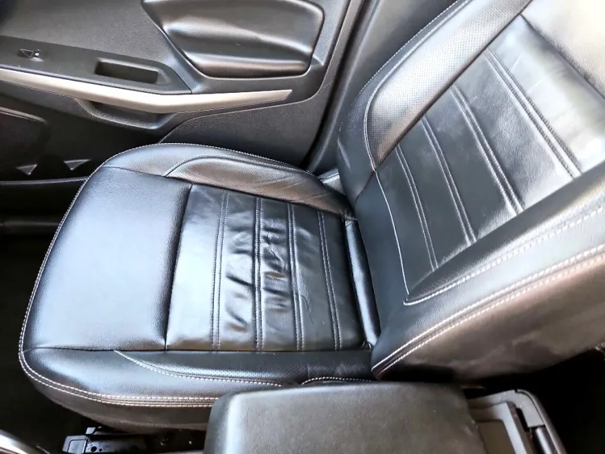 2020 Ford EcoSport Titanium photo 19