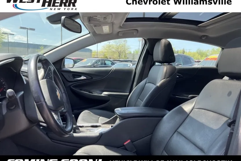 2018 Chevrolet Malibu 1LT photo 1