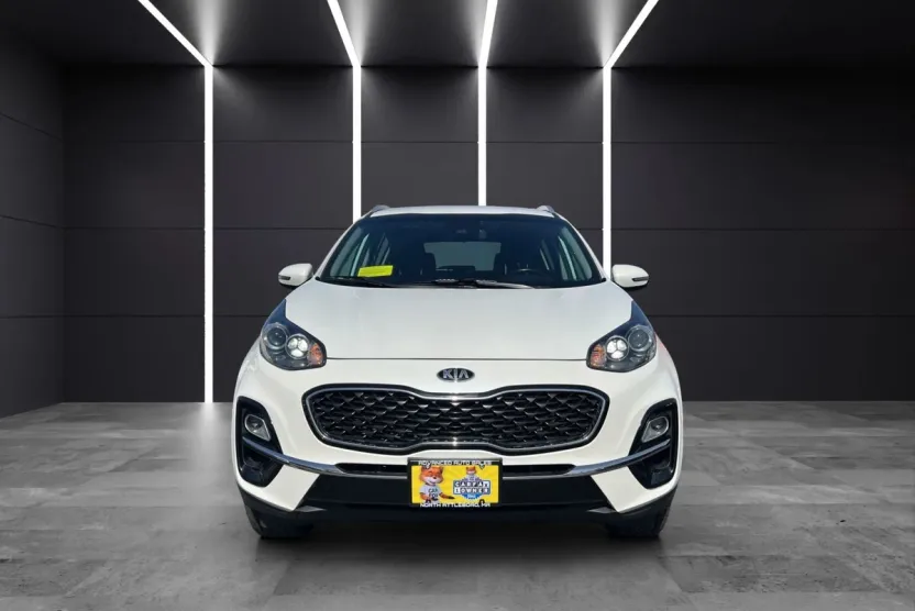 2020 Kia Sportage EX photo 1