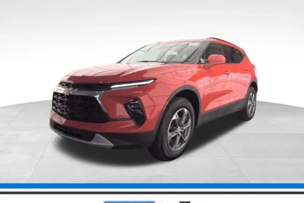 2023 Chevrolet Blazer 2LT photo 1