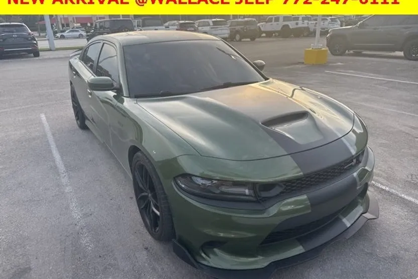 2019 Dodge Charger R/T Scat Pack photo 1