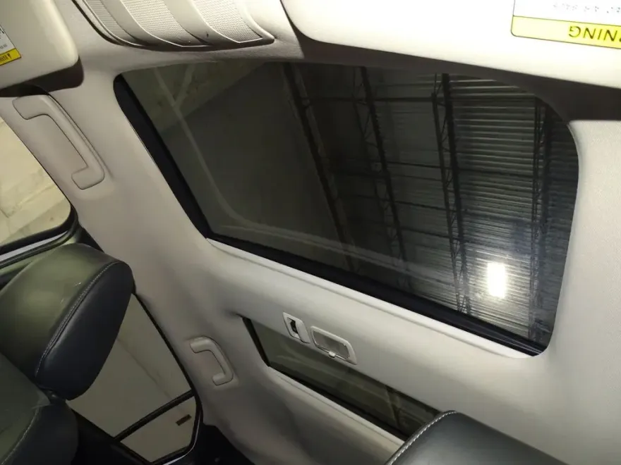 2023 Mitsubishi Eclipse Cross SE photo 6