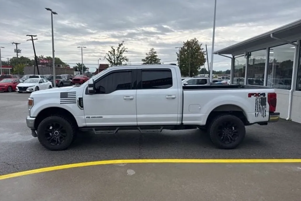 2022 Ford F-250 Lariat photo 1