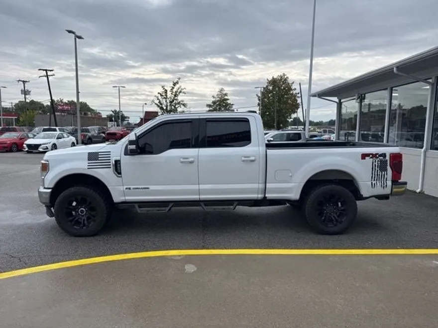 2022 Ford F-250 Lariat photo 1