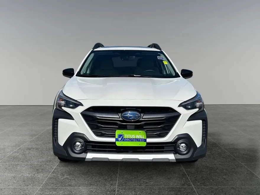 2023 Subaru Outback Limited XT photo 1