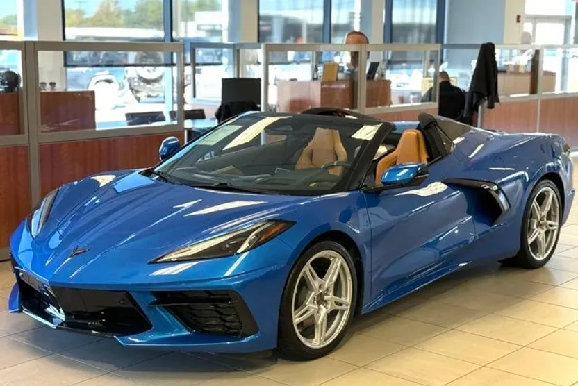 2024 Chevrolet Corvette Stingray 2LT photo 1