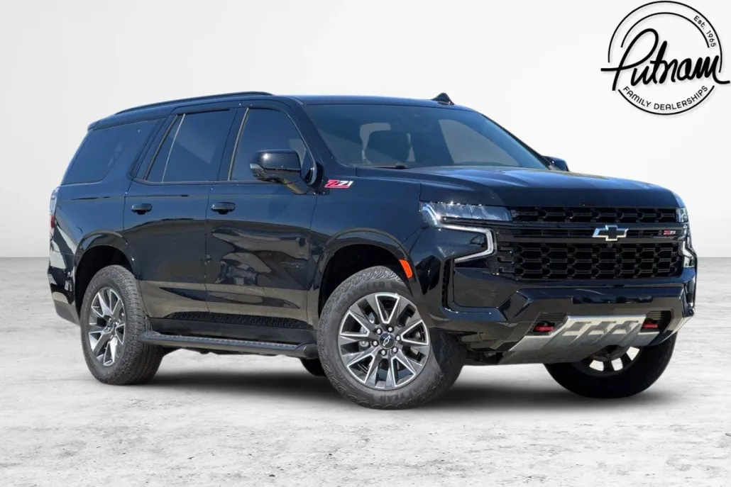 2023 Chevrolet Tahoe Z71 photo 1