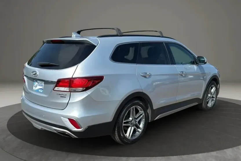 2017 Hyundai Santa Fe Limited Ultimate Sport photo 1