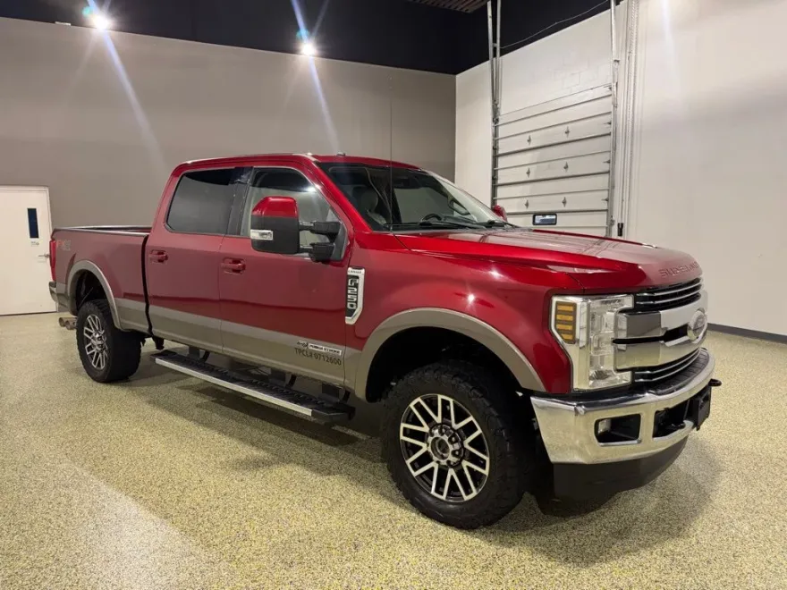 2018 Ford F-250 Lariat photo 1