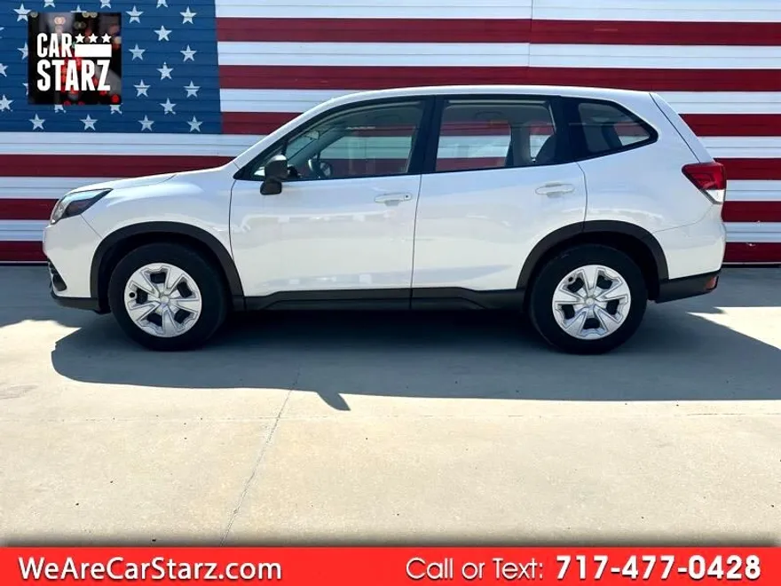 2023 Subaru Forester Base photo 1