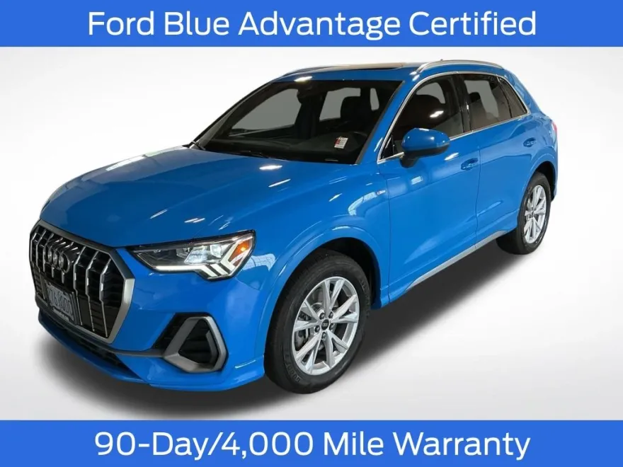 2023 Audi Q3 S line Premium photo 1