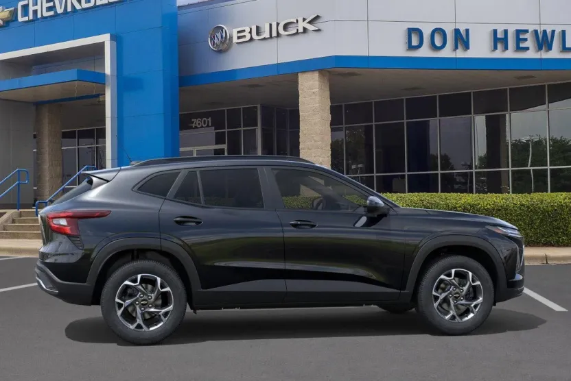 2026 Chevrolet Trax photo 1