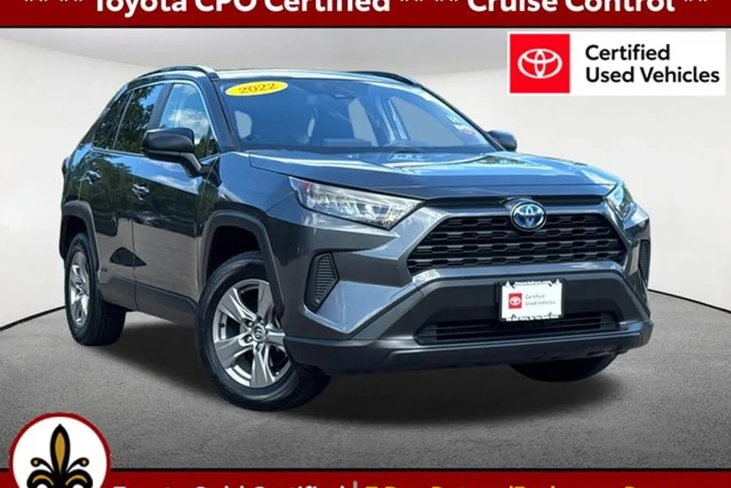 2022 Toyota RAV4 Hybrid LE photo 1