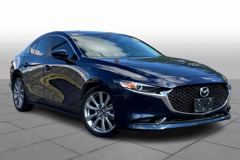2022 Mazda Mazda3 Preferred photo 1