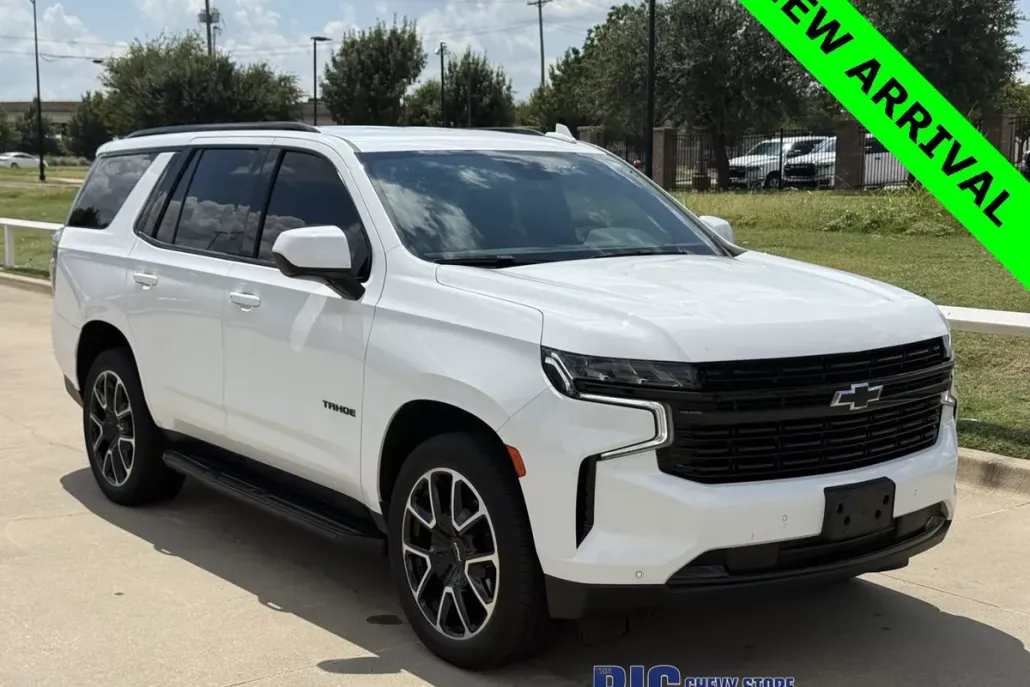 2023 Chevrolet Tahoe RST photo 1