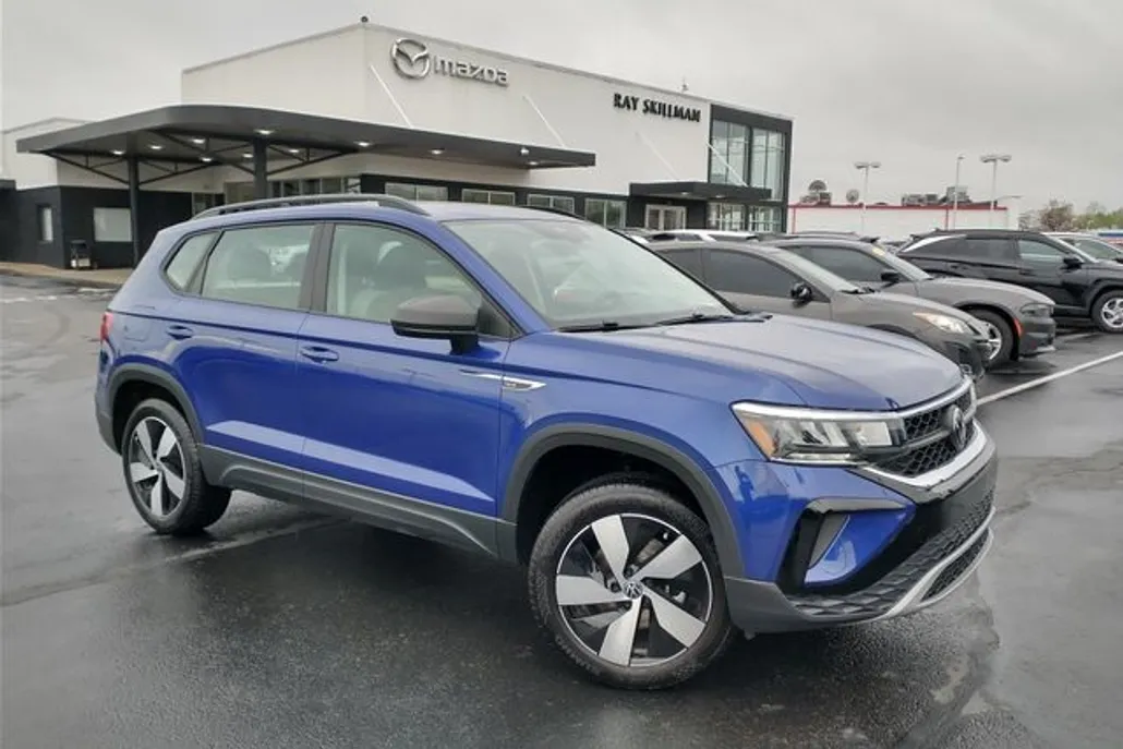 2024 Volkswagen Taos S photo 1
