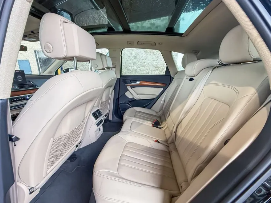 2023 Audi Q5 45 S line Premium photo 1