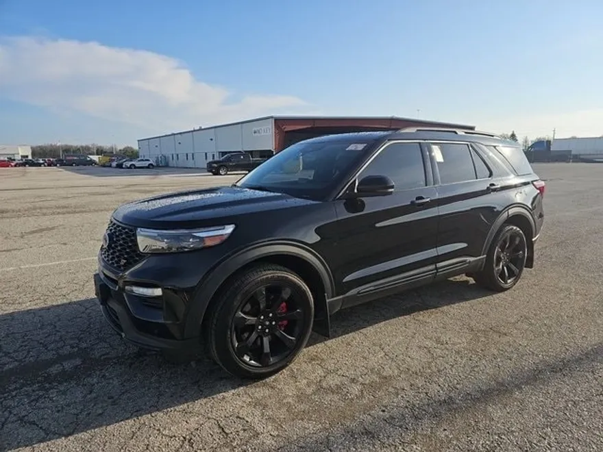 2021 Ford Explorer ST photo 1