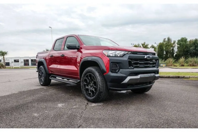 2026 Chevrolet Colorado Trail Boss photo 1