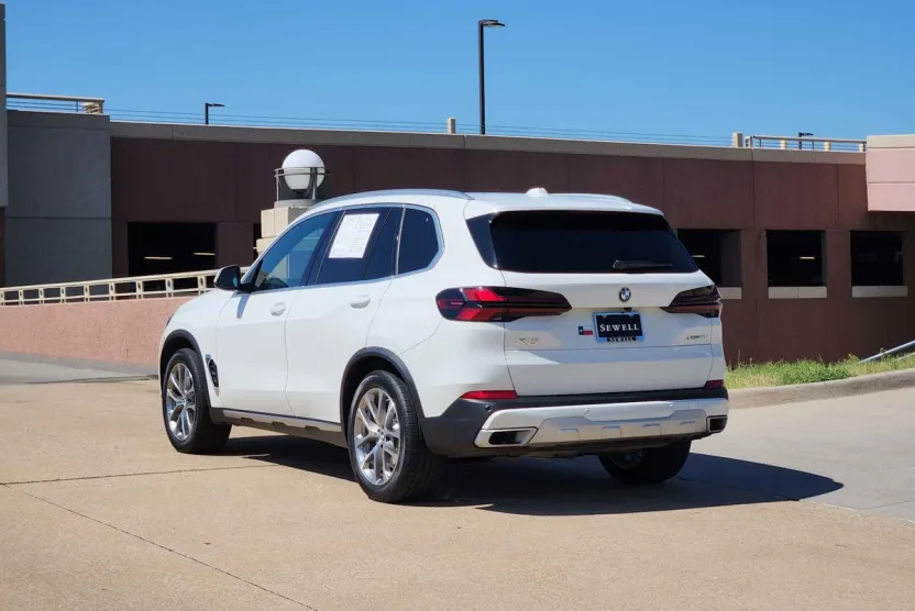 2025 Bmw X5 xDrive40i photo 1