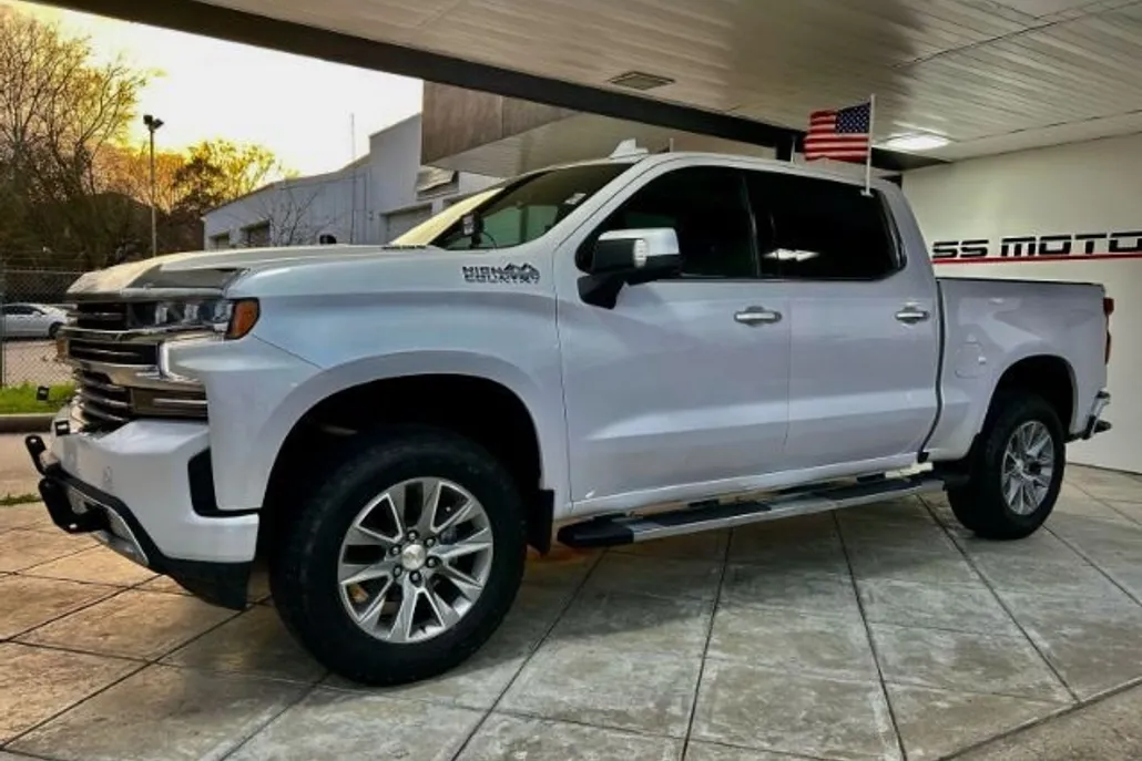 2021 Chevrolet Silverado 1500 High Country photo 1