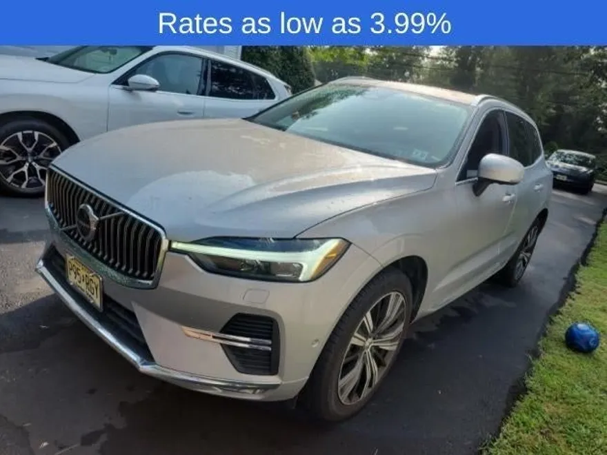 2022 Volvo XC60 Inscription photo 1