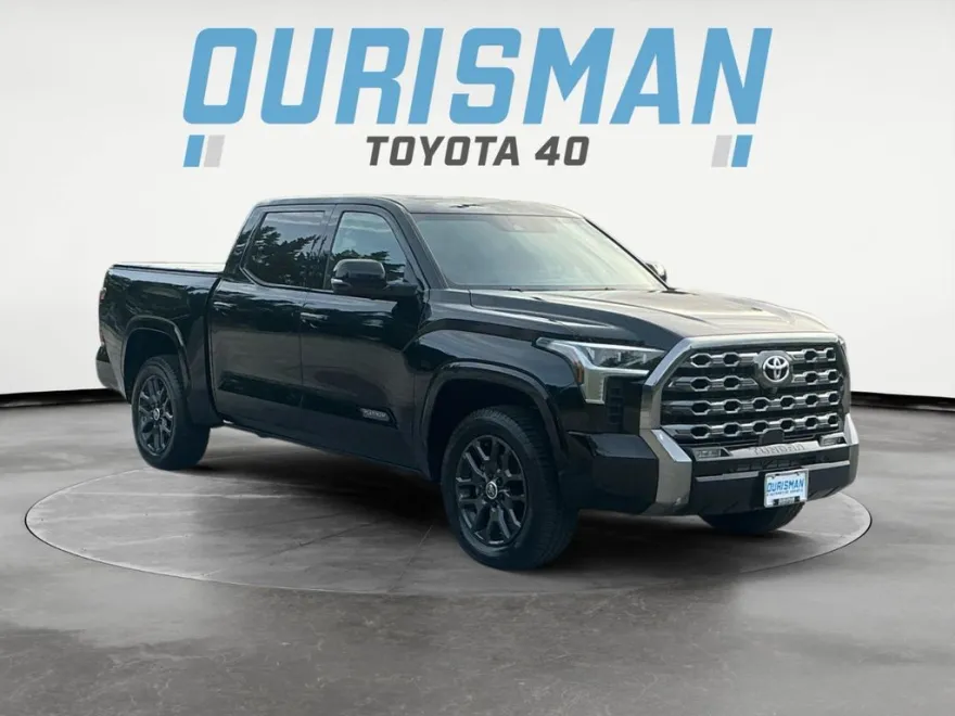 2024 Toyota Tundra Platinum CrewMax photo 1