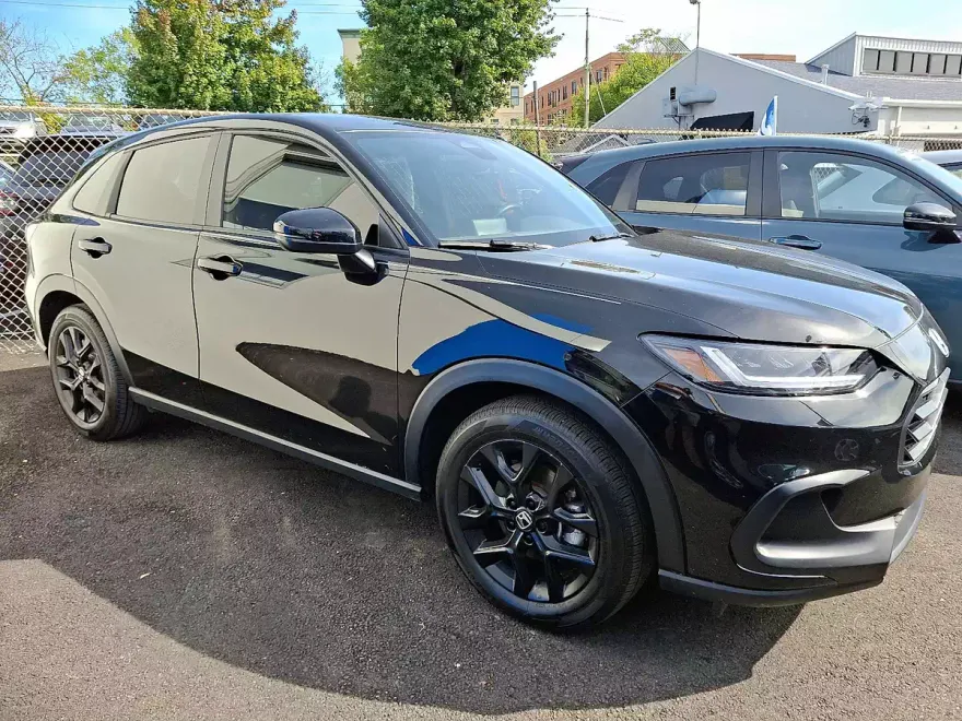 2025 Honda HR-V Sport photo 1