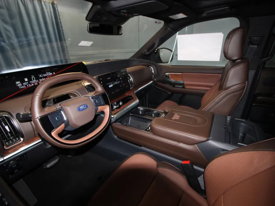 2025 Ford Expedition MAX King Ranch photo 1