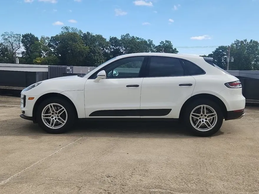 2019 Porsche Macan photo 1