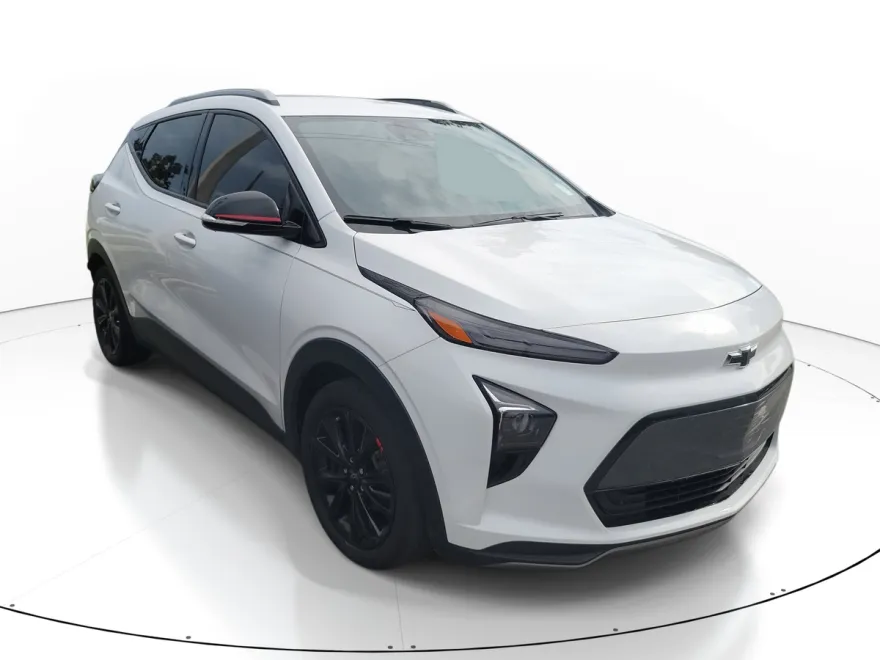 2023 Chevrolet Bolt EUV photo 1