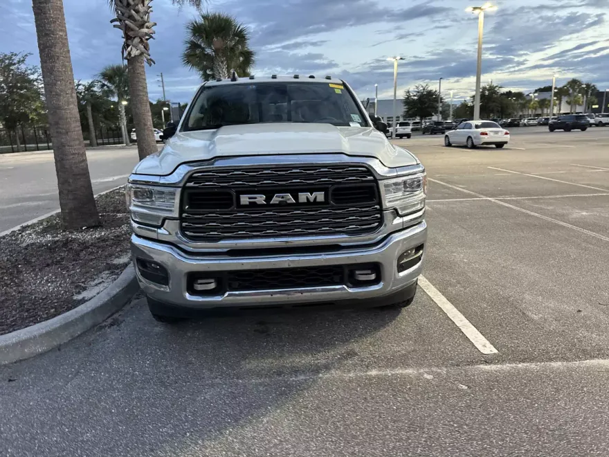 2022 Ram 3500 Limited photo 2