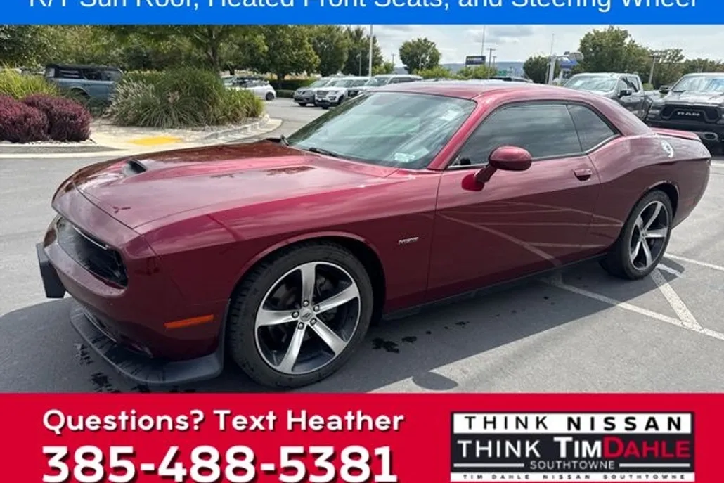 2019 Dodge Challenger R/T photo 1