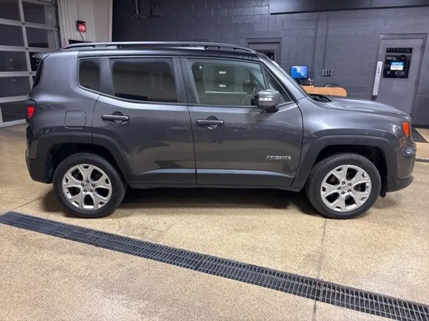 2020 Jeep Renegade Limited photo 1