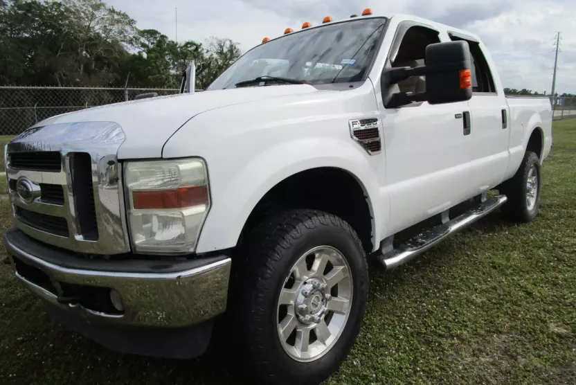 2008 Ford F-350 Lariat photo 1